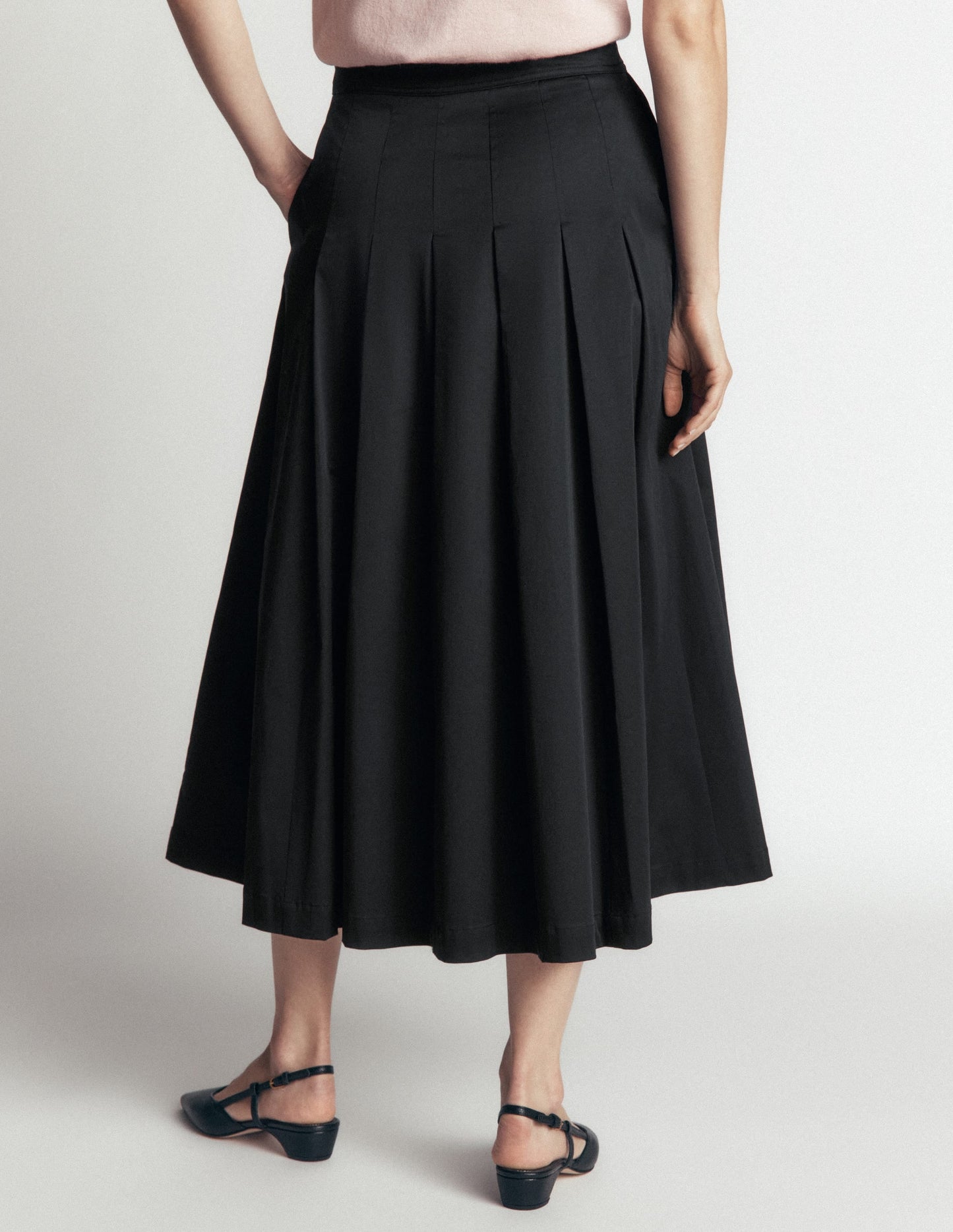Aya Cotton Sateen Midi Skirt-Black