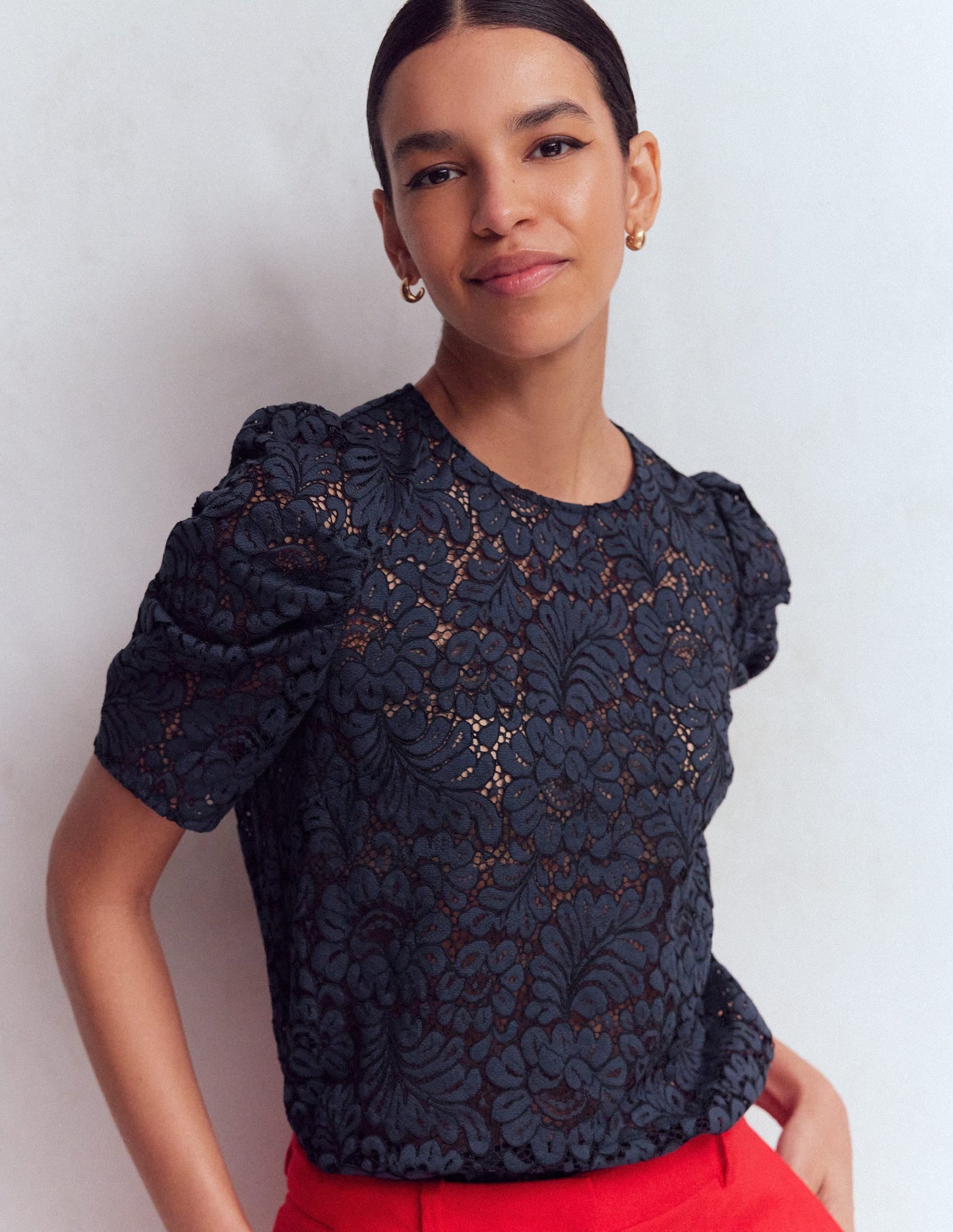 Pleat Sleeve Lace T-shirt-Navy