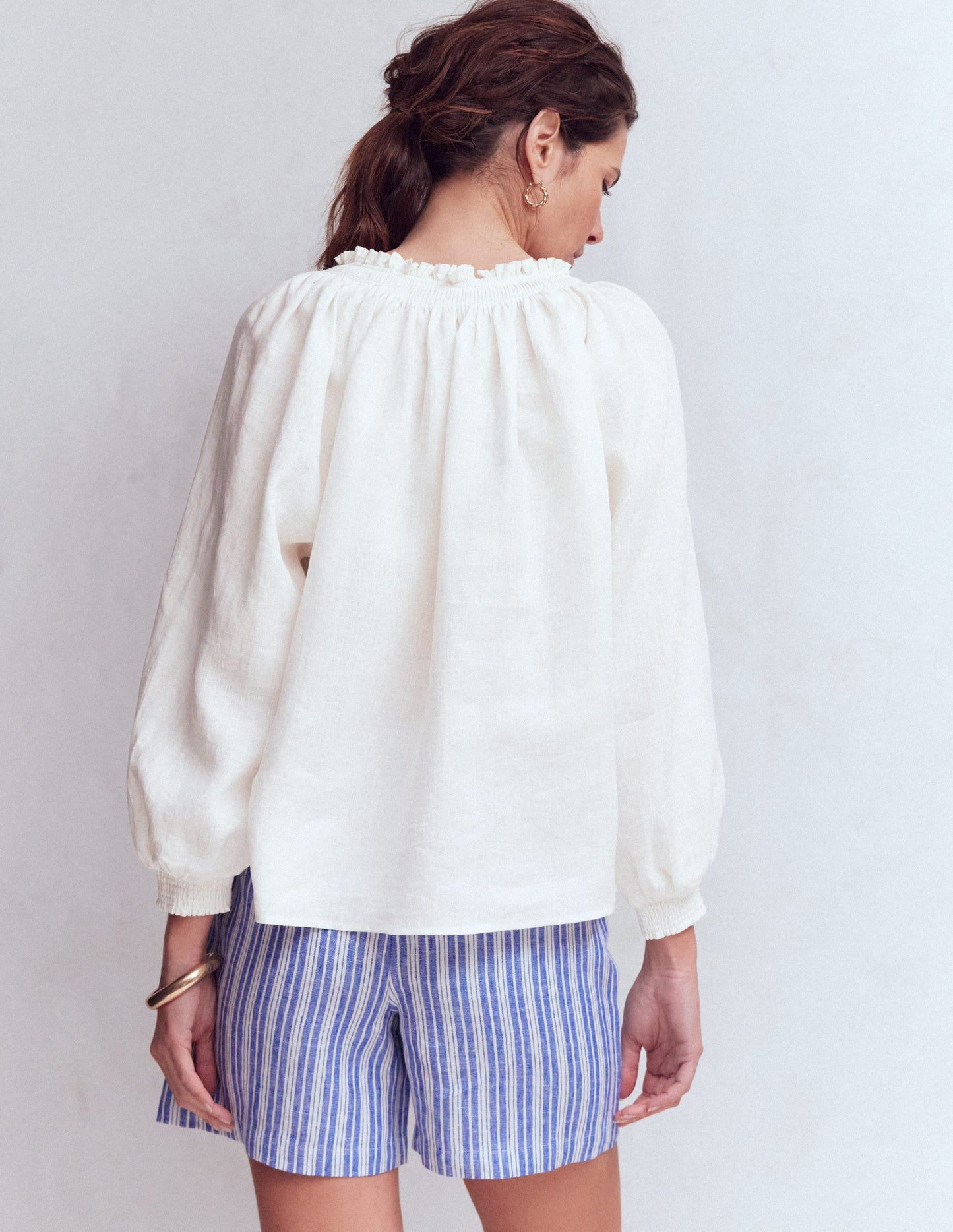 Serena Pleat Neck Linen Top-White