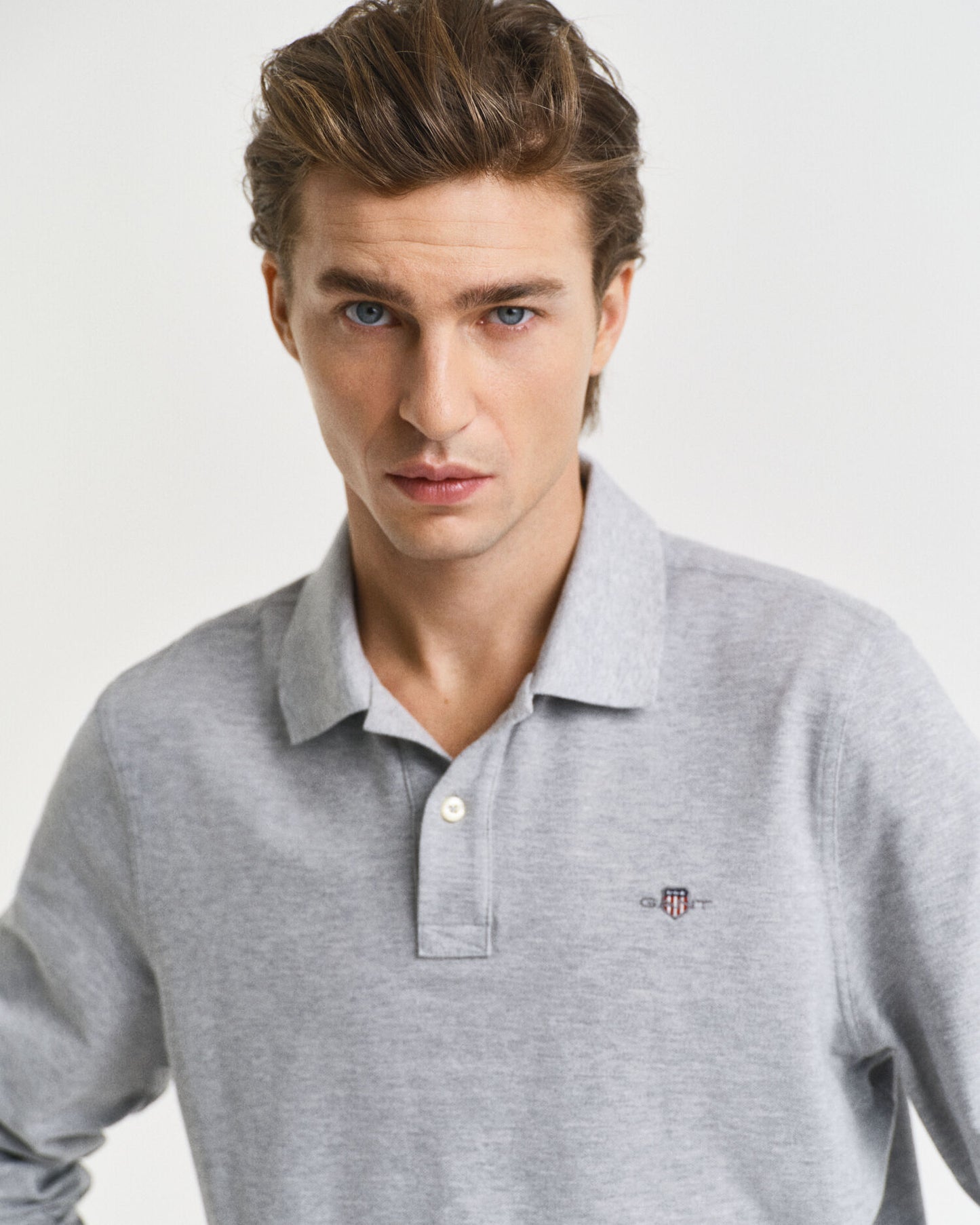 Polo piqué avec écusson