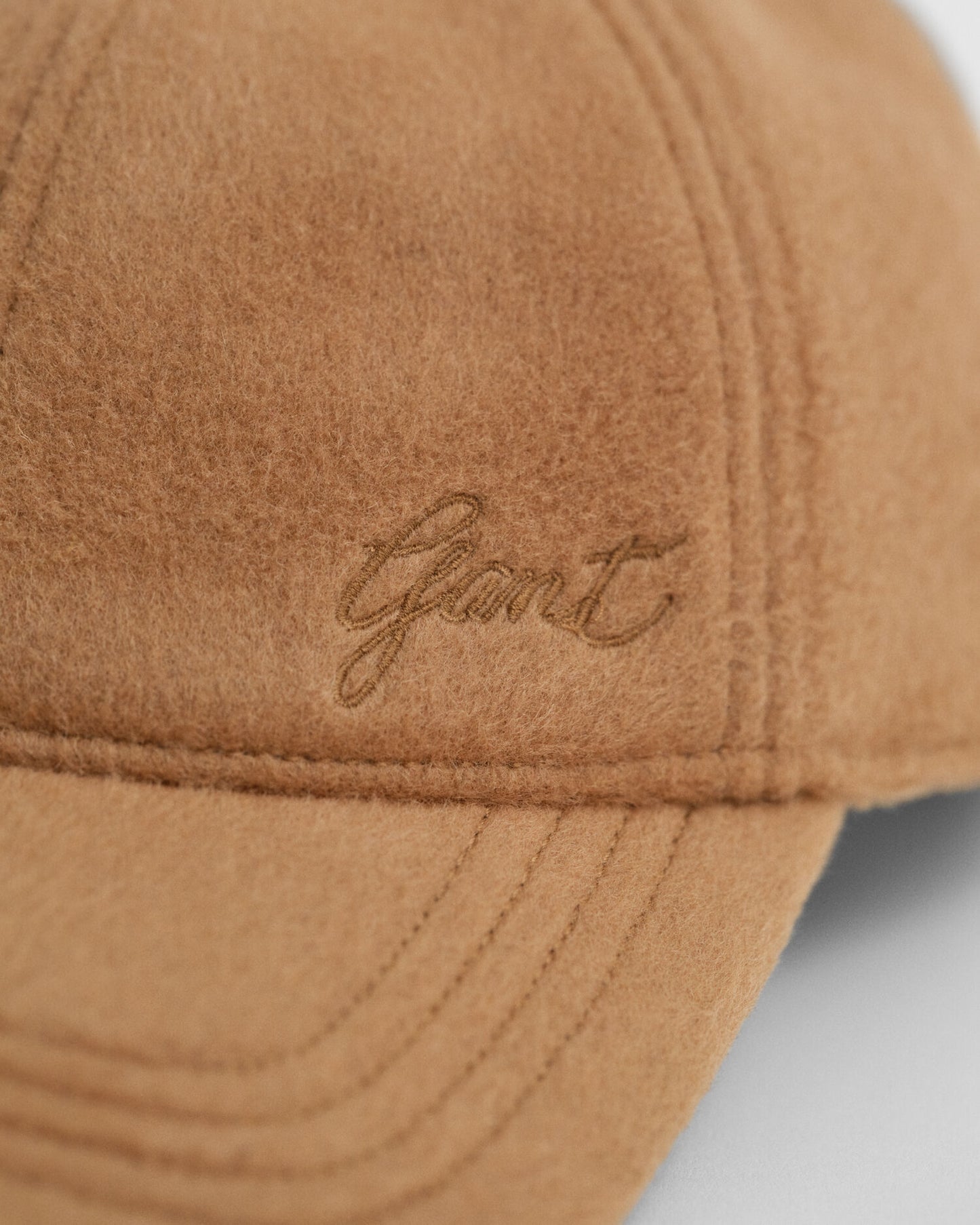 Casquette en melton lustré