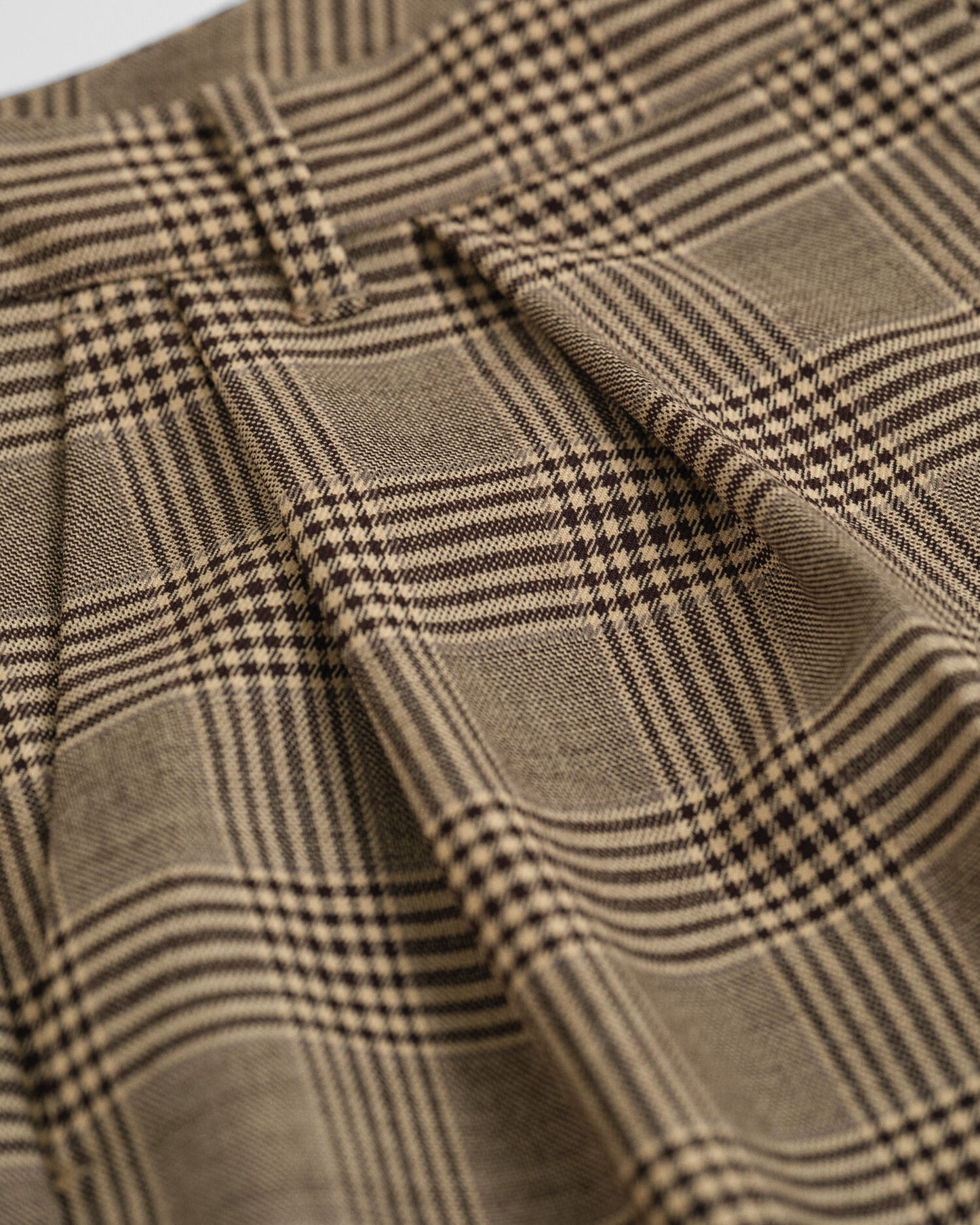 Karierte Hose aus Wollmischung mit Falten