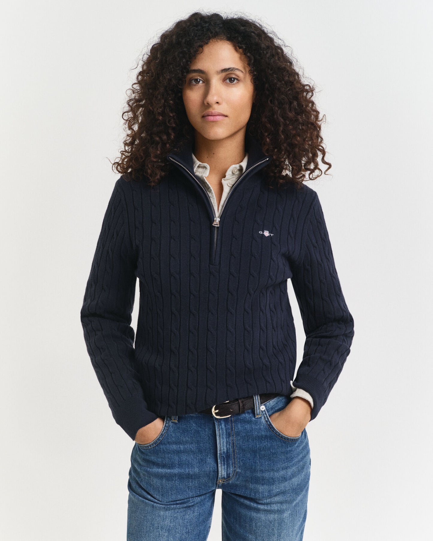 Halb-Reißverschluss-Pullover aus Stretch-Baumwolle mit Zopfmuster