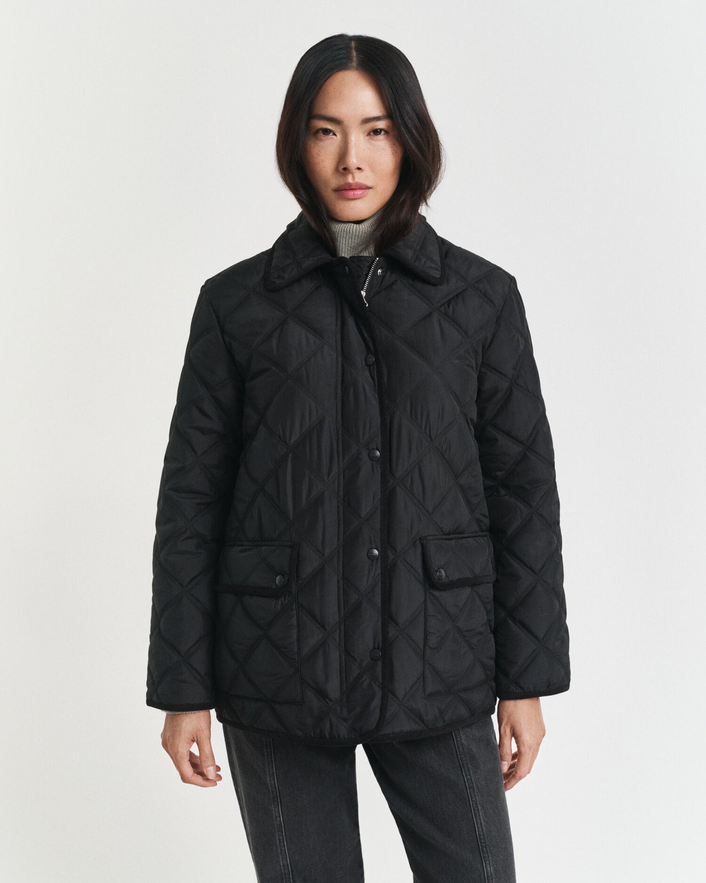 Gesteppte Jacke mit Kordbesatz