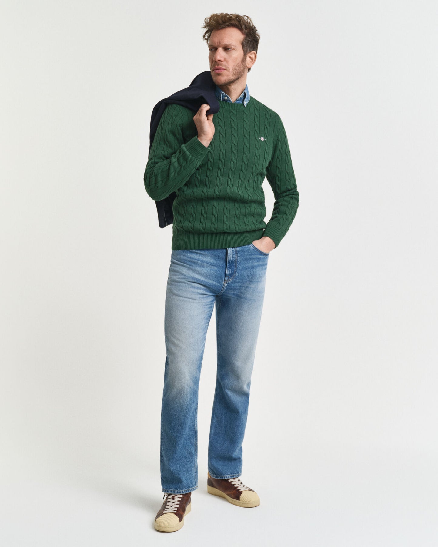 Baumwoll-Zopfstrickpullover mit Rundhalsausschnitt