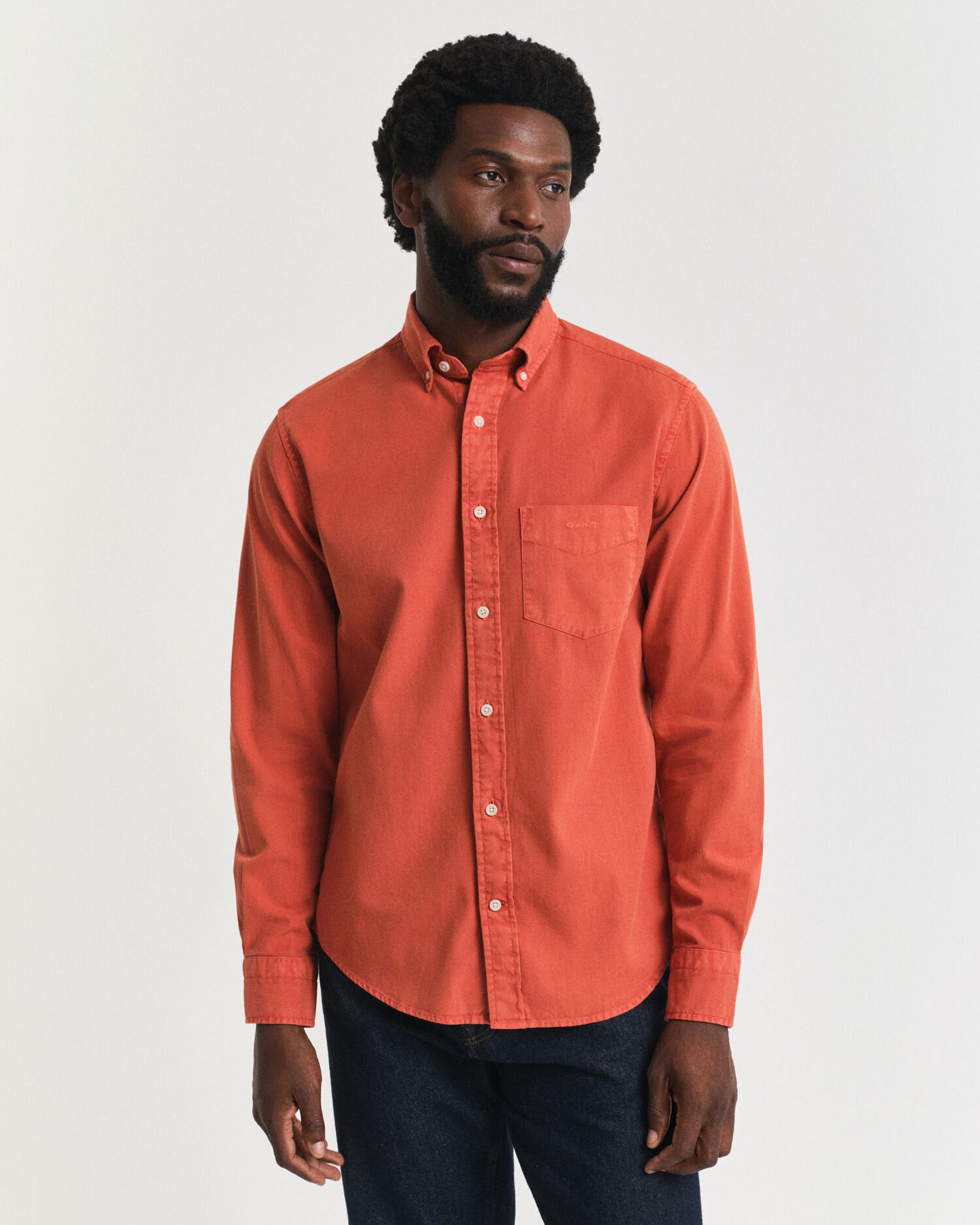 Chemise en sergé coupe droite