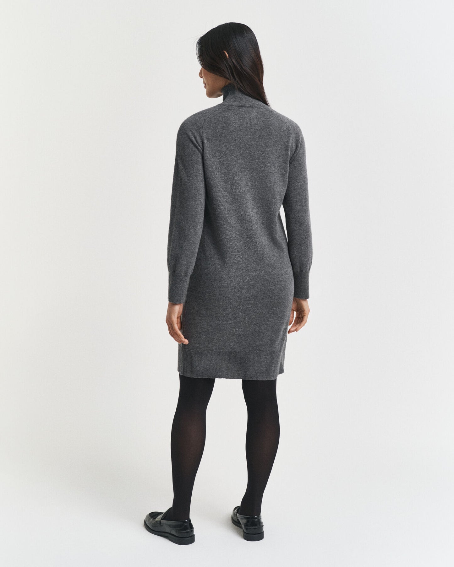 Robe en maille d'agneau mérinos extrafine