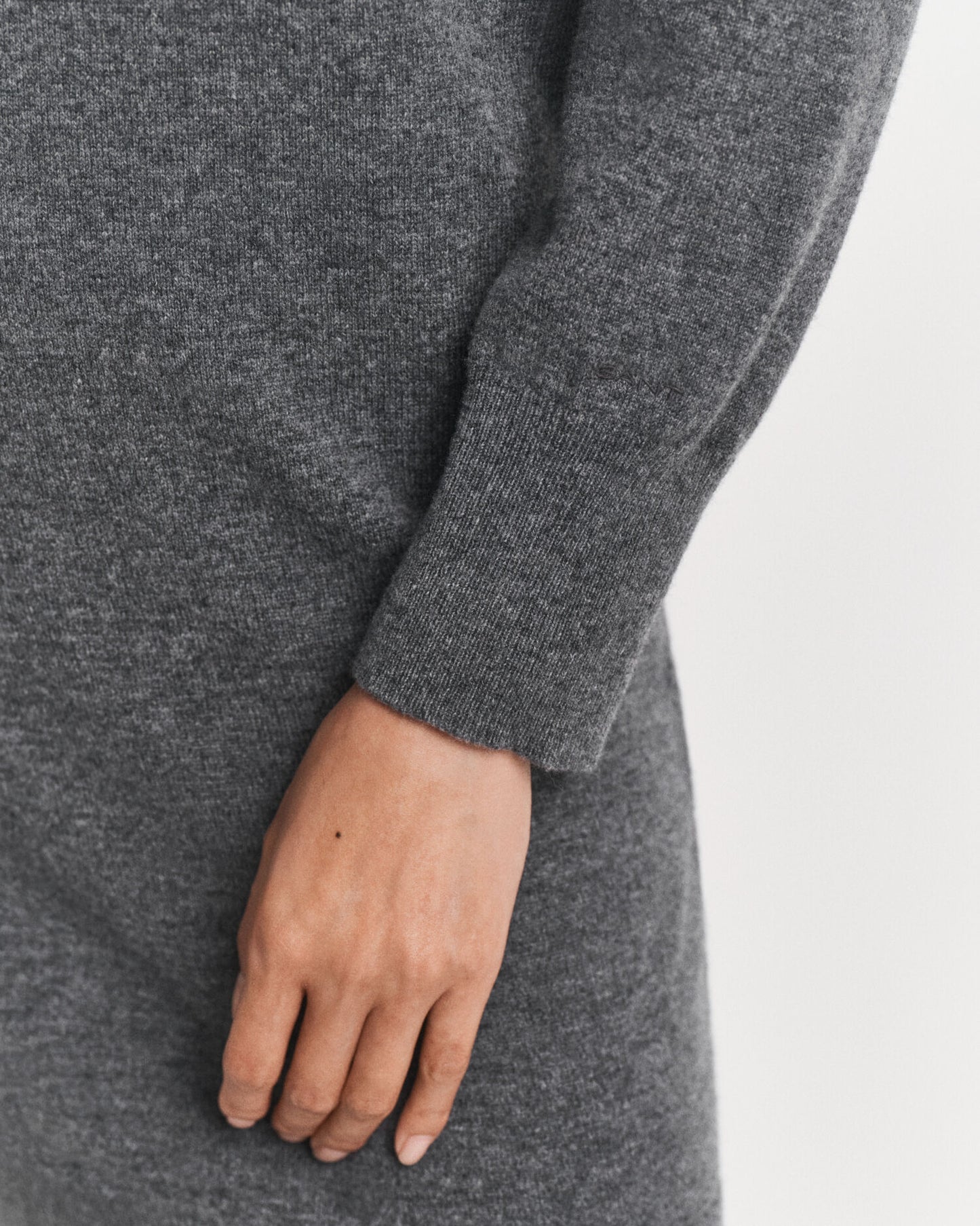 Robe en maille d'agneau mérinos extrafine
