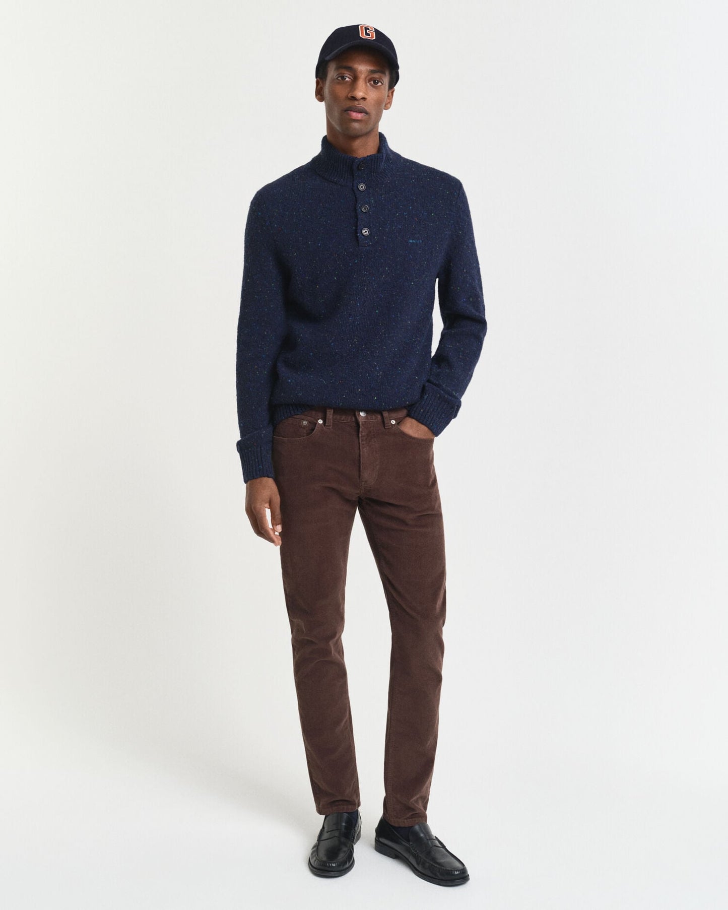 Schmal geschnittene Cordjeans