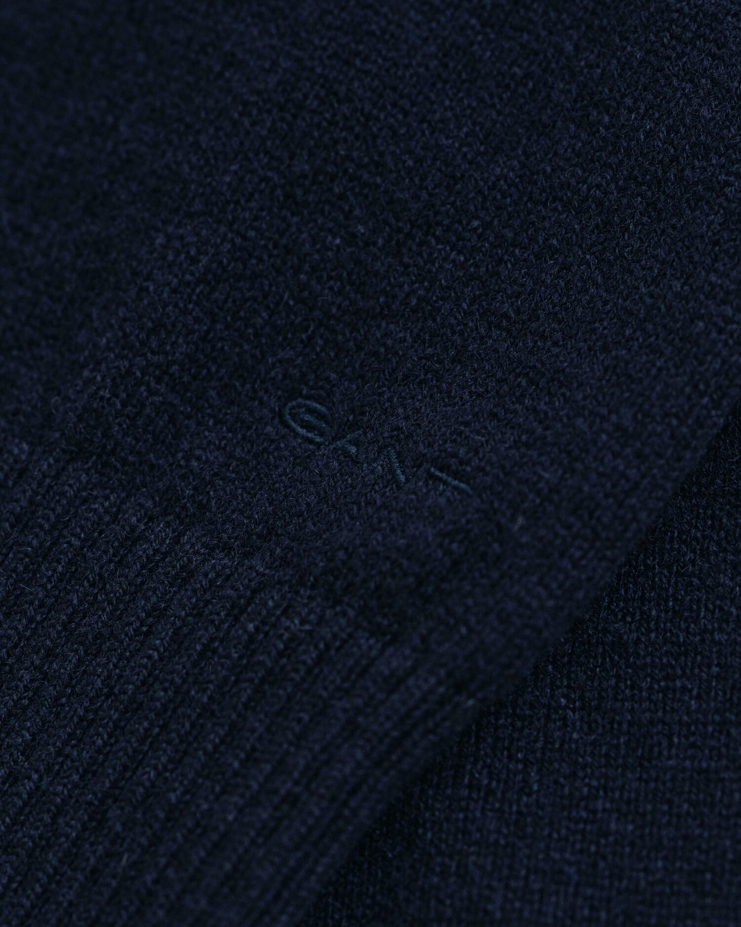 Pull à col roulé en laine d'agneau superfine